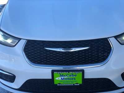 2022 Chrysler Pacifica, $22995.00. Photo 4