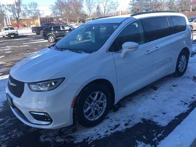 2022 Chrysler Pacifica, $22995.00. Photo 6
