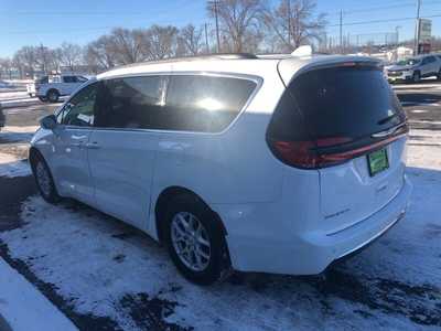 2022 Chrysler Pacifica, $22995.00. Photo 7