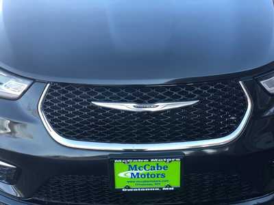 2023 Chrysler Pacifica, $23995.00. Photo 6