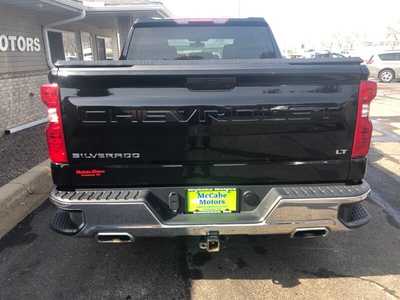 2022 Chevrolet 1500 Crew Cab, $36995.00. Photo 7