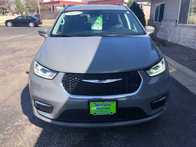 2022 Chrysler Pacifica, $20995.00. Photo 3