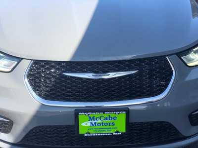 2022 Chrysler Pacifica, $20995.00. Photo 4