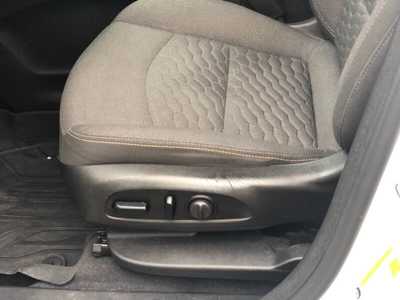 2021 Chevrolet Equinox, $15995.00. Photo 12
