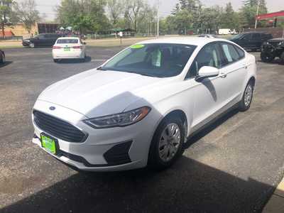 2020 Ford Fusion, $15995.00. Photo 5