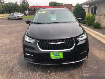 2022 Chrysler Pacifica, $21995.00. Photo 3
