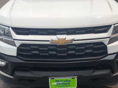 2021 Chevrolet Colorado Crew Cab, $25995.00. Photo 4
