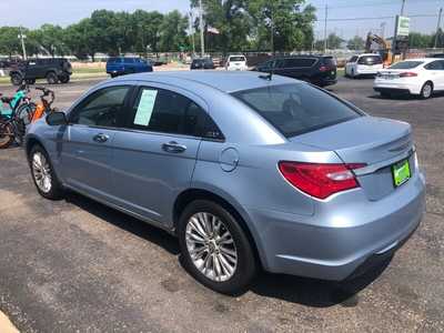 2012 Chrysler 200, $3995.00. Photo 6