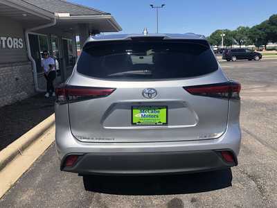 2020 Toyota Highlander, $27495.00. Photo 7