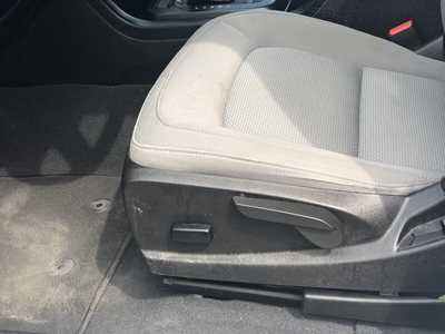 2022 Chevrolet Colorado Crew Cab, $26995.00. Photo 12