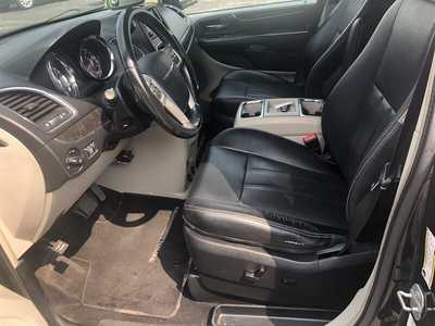 2014 Chrysler Town & Country, $4995.00. Photo 11