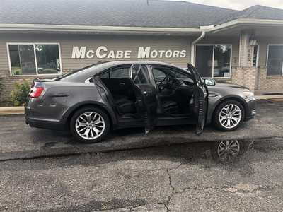 2015 Ford Taurus, $7995.00. Photo 10