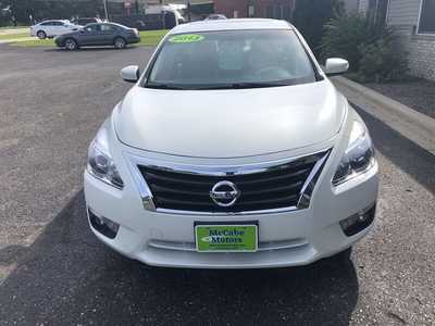 2013 Nissan Altima, $10995.00. Photo 3