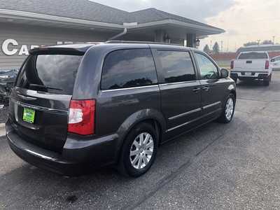 2015 Chrysler Town & Country, $10995.00. Photo 10