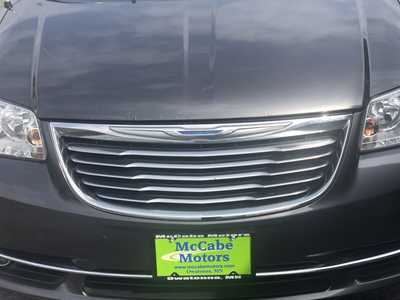 2015 Chrysler Town & Country, $10995.00. Photo 4
