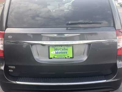 2015 Chrysler Town & Country, $10995.00. Photo 9