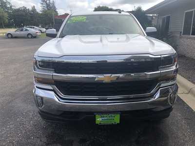 2019 Chevrolet 1500 Ext Cab, $29995.00. Photo 3