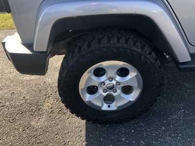 2014 Jeep Wrangler Unlimited, $15995.00. Photo 7