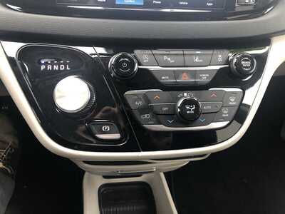 2023 Chrysler Pacifica, $23995.00. Photo 3