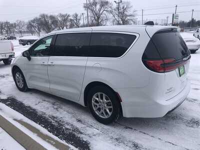 2023 Chrysler Pacifica, $22995.00. Photo 5