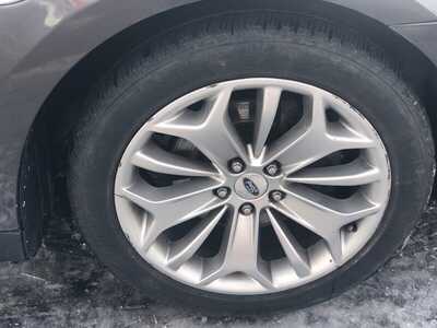 2015 Ford Taurus, $5995.00. Photo 11