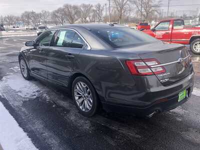 2015 Ford Taurus, $5995.00. Photo 6