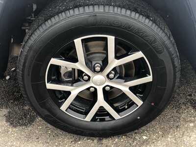 2024 Jeep Grand Cherokee L, $30995.00. Photo 11