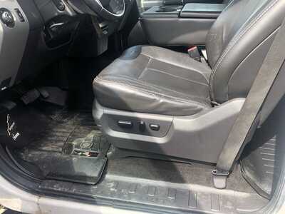 2011 Ford F250 Crew Cab, $18995.00. Photo 9