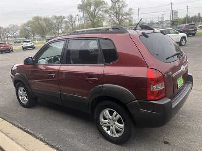 2006 Hyundai Tucson, $2995.00. Photo 6