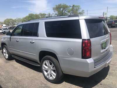 2017 Chevrolet Suburban, $22995.00. Photo 6
