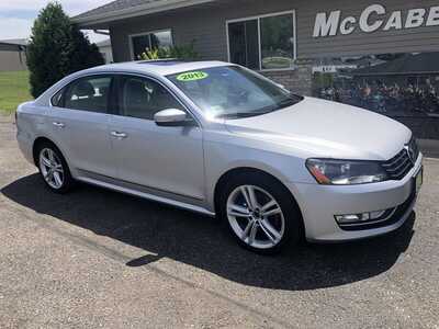 2013 Volkswagen Passat, $4995.00. Photo 2