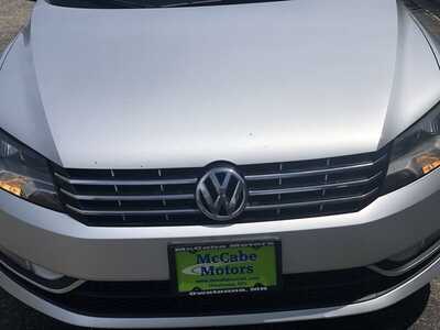 2013 Volkswagen Passat, $4995.00. Photo 4