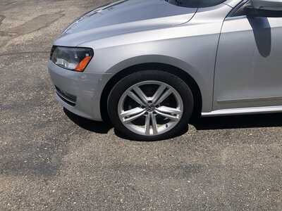 2013 Volkswagen Passat, $4995.00. Photo 5