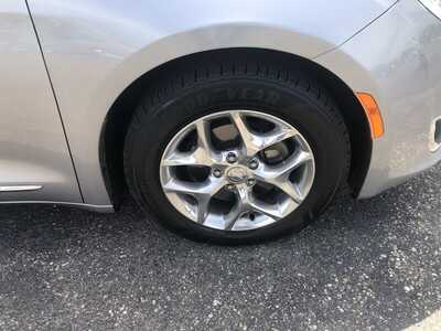 2018 Chrysler Pacifica, $14995.00. Photo 11