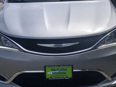 2018 Chrysler Pacifica, $14995.00. Photo 4