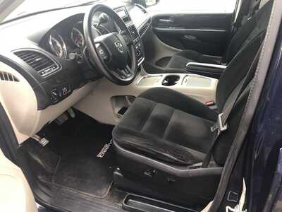 2016 Dodge Caravan, Grand, $5995.00. Photo 10