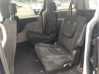 2016 Dodge Caravan, Grand, $5995.00. Photo 12