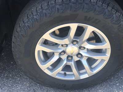 2021 Chevrolet 1500 Crew Cab, $29995.00. Photo 12