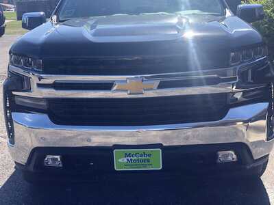 2021 Chevrolet 1500 Crew Cab, $29995.00. Photo 4