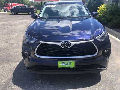 2024 Toyota Highlander, $29995.00. Photo 3