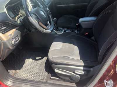 2016 Jeep Cherokee, $11995.00. Photo 10