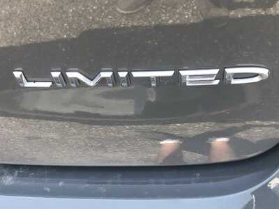 2023 Chrysler Pacifica, $26995.00. Photo 9