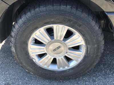 2013 Lincoln Navigator, $7995.00. Photo 11