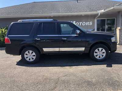 2013 Lincoln Navigator, $7995.00. Photo 1