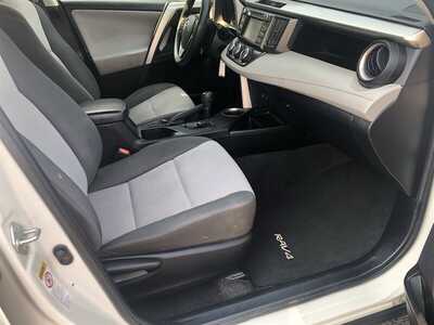 2015 Toyota RAV4, $12995.00. Photo 10