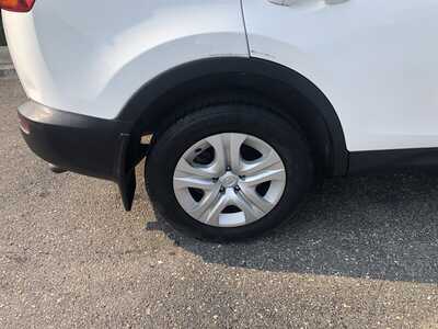2015 Toyota RAV4, $12995.00. Photo 11