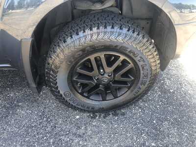 2015 Nissan Frontier, $0.00. Photo 10