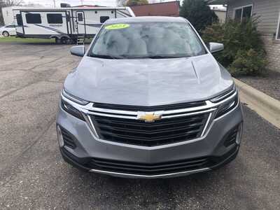 2023 Chevrolet Equinox, $17995.00. Photo 3