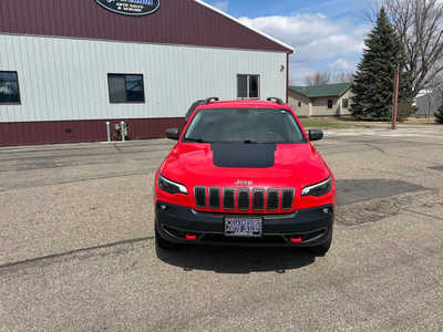 2019 Jeep Cherokee, $17500. Photo 2