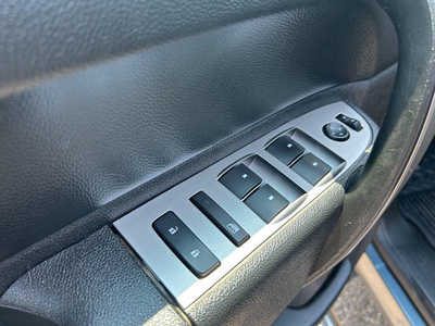 2013 GMC 1500 Crew Cab, $11500. Photo 10